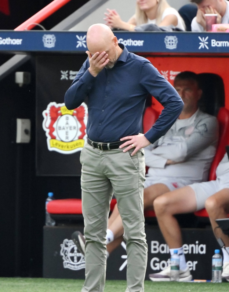 九游体育-德媒为勒沃库森抱不平：夏窗30次操作，留给滕哈赫的是前所未有的棘手局面