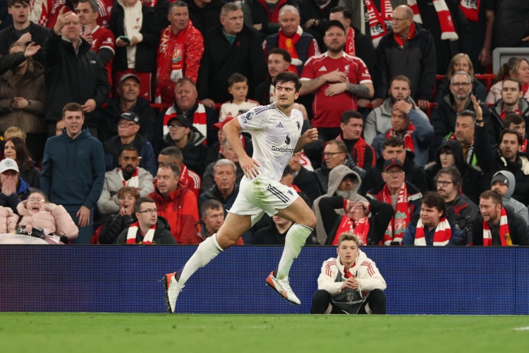 九游体育-太阳报：迈阿密国际和那不勒斯对马奎尔感兴趣，他选择与曼联续约